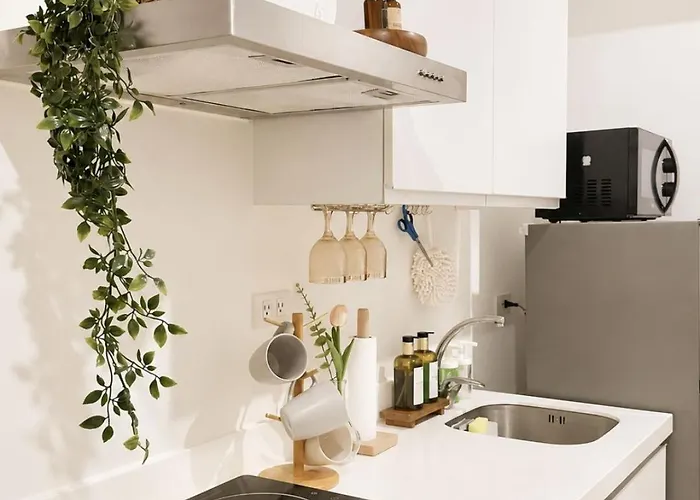 Aesthetic 1br View At Azure Paranaque Apartment *
